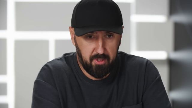 Это Самый Дорогой в Мире Смартфон — ЦЕНА ШОКИРУЕТ смотреть онлайн