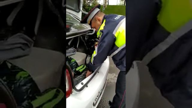 НА Рублёвке ГАЙЦЫ Офегевают без понятых как дома лазиет смотреть онлайн