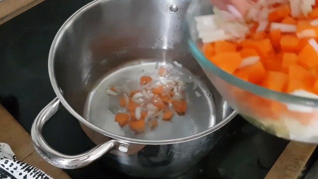 COZY рецепт | Финский сливочный суп с рыбой. смотреть онлайн