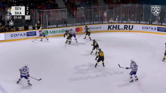 Podyapolsky saves on weird ricochet effort смотреть онлайн