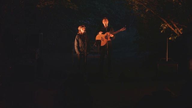 Behind the Barricades смотреть онлайн