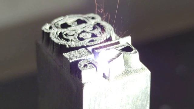 Deep Engraving Aluminum Jpt 100 W - Глубокая гравировка алюминия Jpt 100 M7