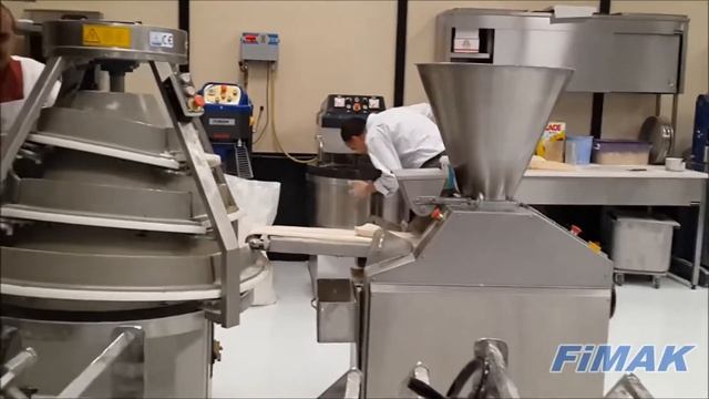 Línea de producción FIMAK - FIMAK-Amasadora-Pesadora-Boleadora-Cámara de reposo-Formadora смотреть онлайн