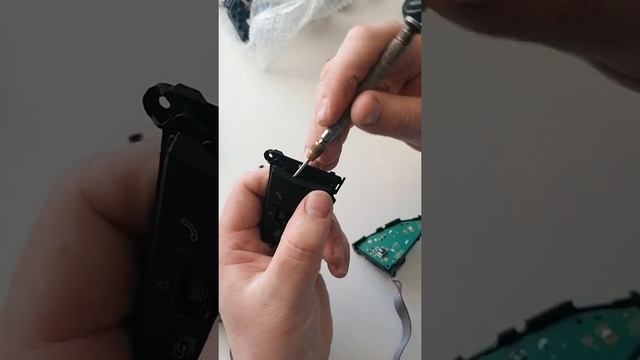 Замена колёсиков (крутлок) кнопок мультируля Skoda Octavia A7 и аналогичных