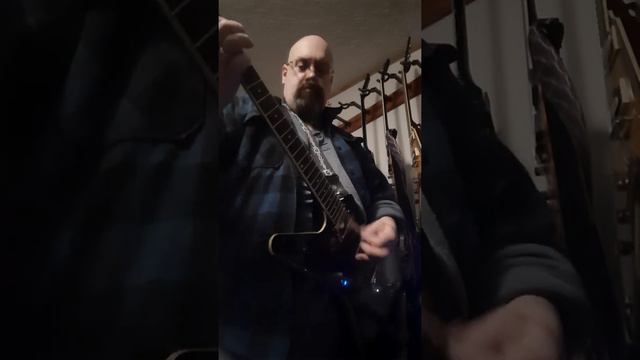 Epiphone Thunderhorse in C standard смотреть онлайн