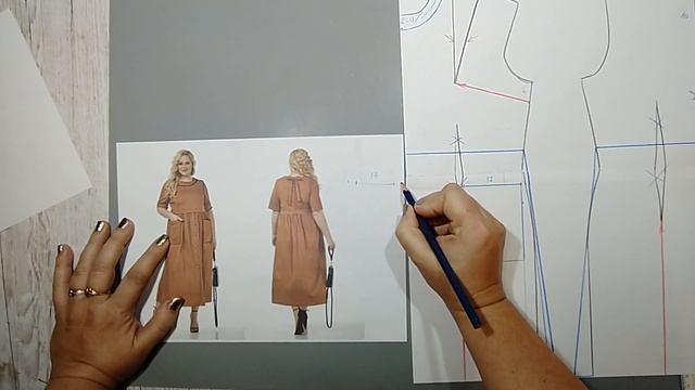 Моделируем платье с подрезанной высокой талией №355 смотреть онлайн