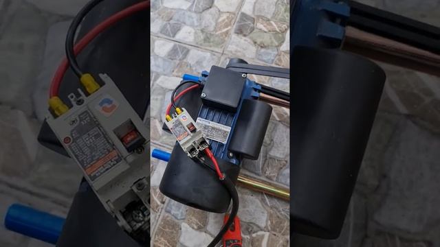ISOLAR SMV III 5KW 48V?LOAD TEST WITH 1.5HP PRESSURE WASHER ( INVERTER MODE )