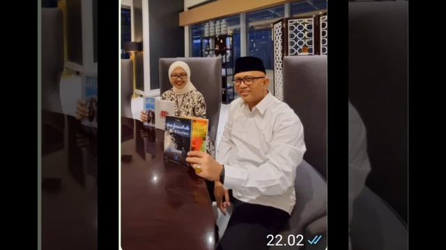 Bahasa Ibu Memercikkan Cahaya / L K Ara Baca Puisi / Takengon смотреть онлайн