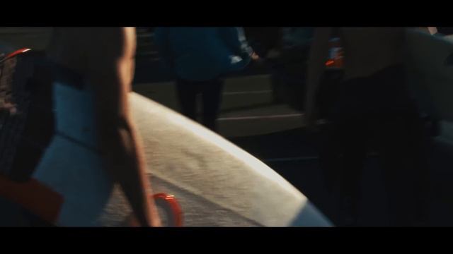 Cody Simpson - Livin Easy (Official Music Video) смотреть онлайн