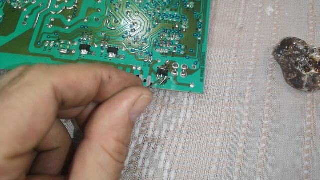 Стиральная машина Electrolux ошибка замка, не запускается смотреть онлайн