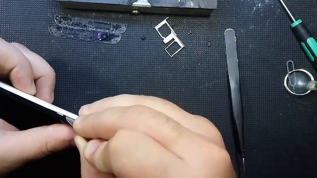 РЕМОНТ HTC ONE M8sb НЕ ВКЛЮЧАЕТСЯ смотреть онлайн