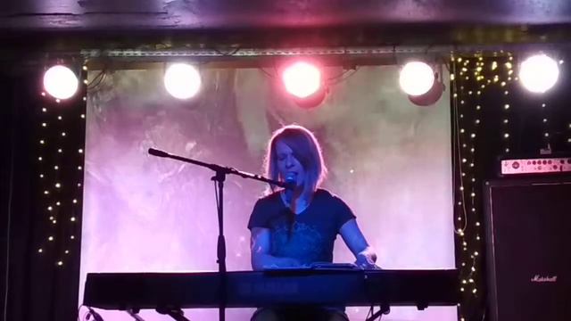 Ольга Пулатова - Сигнал (Киев, 25.04.2019, Арт-клуб Тёплый-ламповый) смотреть онлайн