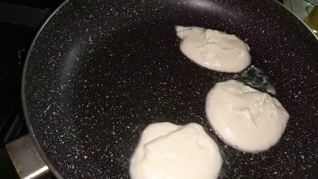 Меню на День: Чечевичный Суп/ Перловка с Сушёными Грибами/ Рисовая Каша/ Салат с Вермишелью\ Оладьи смотреть онлайн