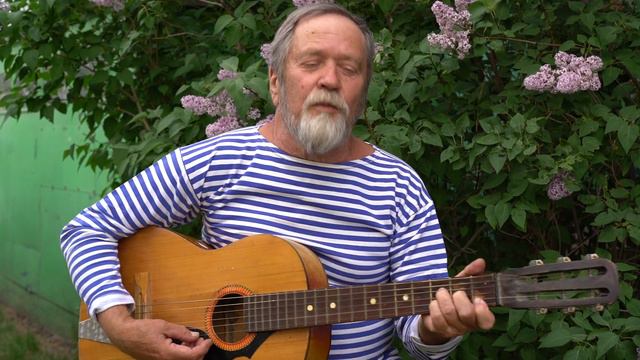 Синеет море за бульваром смотреть онлайн