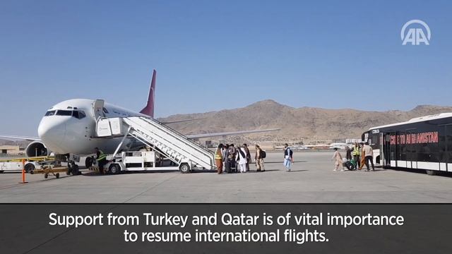 First domestic flights start in Taliban-controlled Hamid Karzai International Airport in Kabul смотреть онлайн