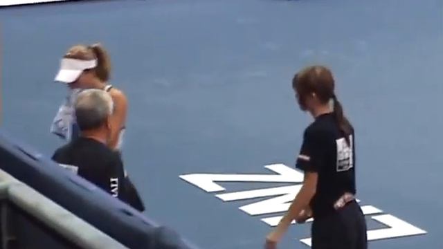 Alizé Cornet in Linz 2008 round1 part2 смотреть онлайн