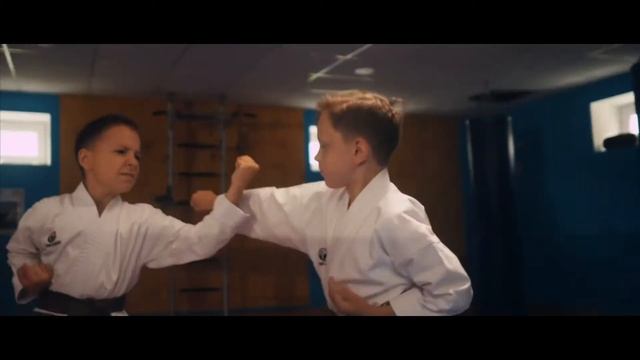 КАРАТЭ В АРЗАМАСЕ! МАЛЫШЕВ МАКСИМ АНДРЕЕВИЧ! СК Арзамас! смотреть онлайн