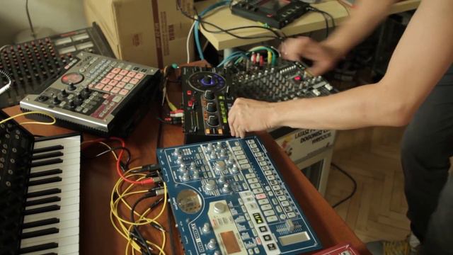 Piotr Bejnar - Estrada i Studio Magazine (Home Jam Session Part 1) смотреть онлайн