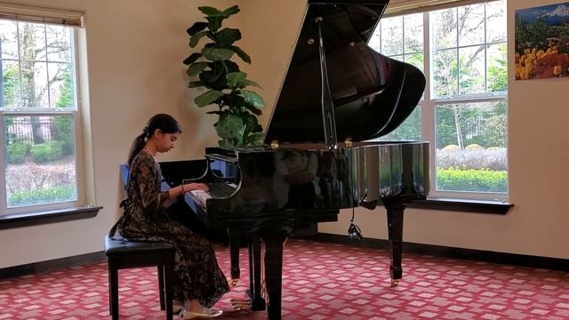 1.Sonatina in a minor by G. Benda 2. La Chevaleresque by F. Burgmüller смотреть онлайн