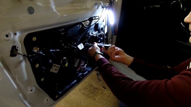 Как снять дверную карту / обшивку двери на фольксваген гольф 6 \Volkswagen Golf  Door Panel 2019