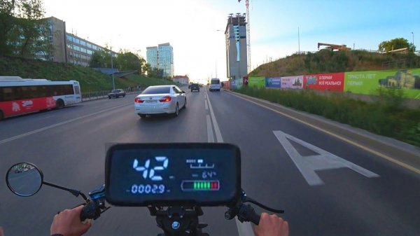 Первый выезд на электроскутере White Siberia Pro Black Edition