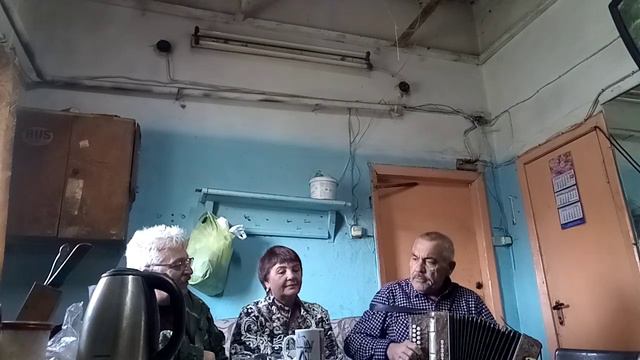 #гармонь#навестилидруганаработе смотреть онлайн