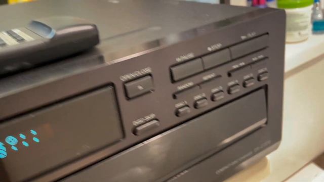 Onkyo DX-C370 CD Player Compact Disc Changer 6 CD 1999 смотреть онлайн