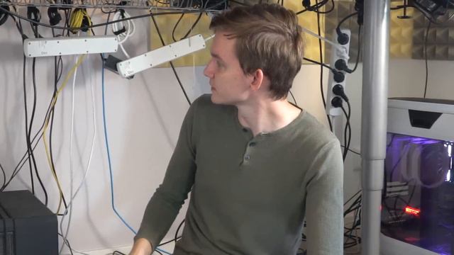 Teo's Wild Office Setup смотреть онлайн