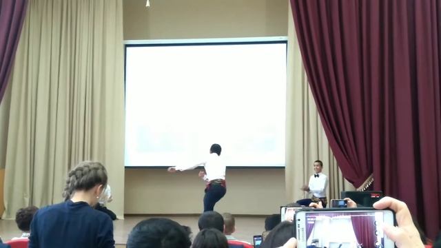 ТАДЖИКСКИЙ ТАНЦЫ И КУЛЬТУРЫ В РОССИИ(6) смотреть онлайн