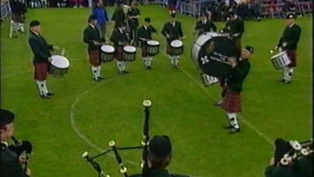 Pipes & Drums Of The Royal Ulster Constabulary GC..Ulster 2001 смотреть онлайн