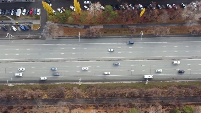 Над машинами. Уфа. Проспект Октября от Спортивной до Галле смотреть онлайн