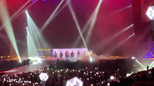 2019 EXO PLANET #5 EXplOration in Hong Kong (Tempo ) 4k смотреть онлайн