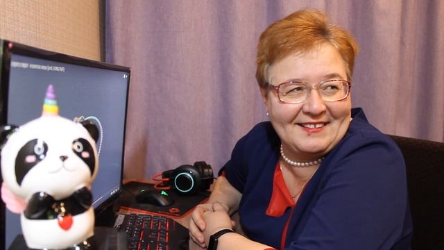 РЕАКЦИЯ МАМЫ НА [Серега Пират - Гимн Дахака; я взлетаю вверх] смотреть онлайн