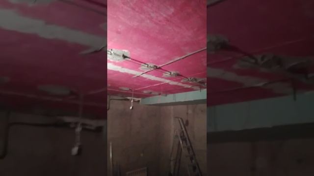 Маяки на потолку????