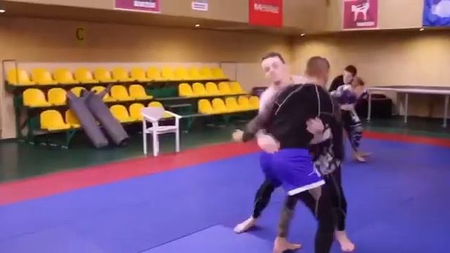ГРЕППЛИНГ с Алексеем Наумовым! смотреть онлайн