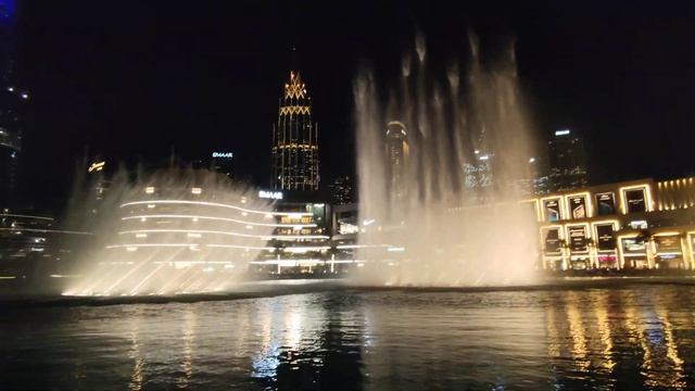The Dubai Fountain 4K - Amvaj - Burj Khalifa & Dubai Mall смотреть онлайн