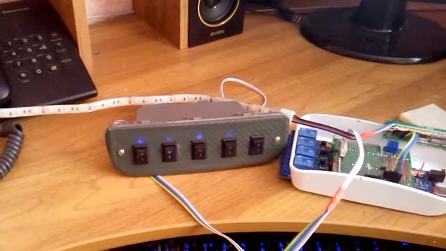 Кнопки, реле, ардуино+RGB подсветка смотреть онлайн