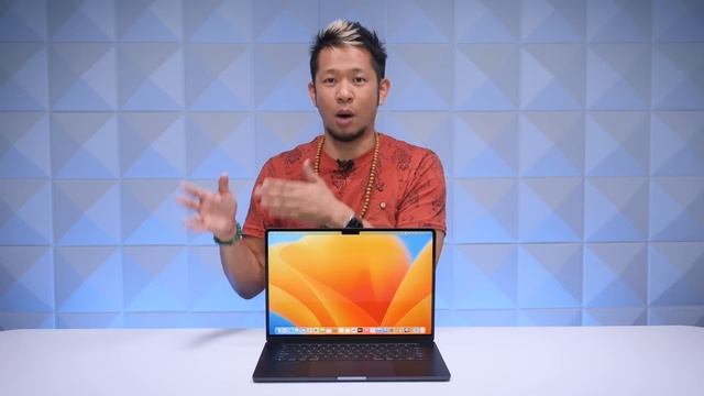 15-inch M2 MacBook Air In-Depth Review! Apple Finally Did It. смотреть онлайн