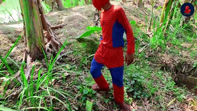 Spider-Man Real Life Problem When Eating Time In Outdoor Funny Moment Part-3 смотреть онлайн