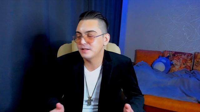 Как вести себя при конфликте, когда ты с девушкой? Как избежать драки? На что нельзя реагировать? смотреть онлайн