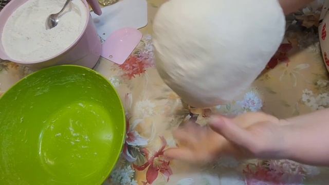 Дрожжевое Тесто (1) Холодной ферментации.(пицца,булки,хачапури и тд.) смотреть онлайн