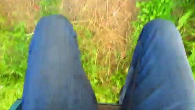 трава у дома сносит крышу я чувствую себя космонавтом смотреть онлайн