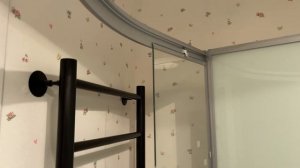 Сборка бюджетной душевой кабины МОНОМАХ, что с ней не так?