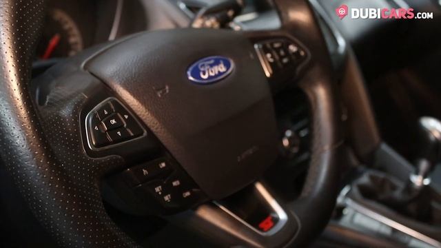 2015 Ford Focus ST смотреть онлайн