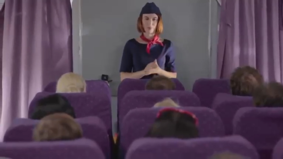 Реклама Durex в самолете смотреть онлайн