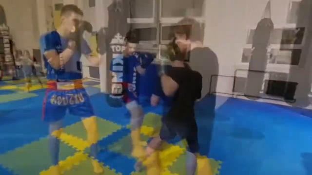 Наработка ударов? FIGHT CLUB RUSSIA Видное смотреть онлайн
