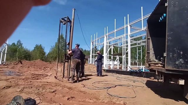 Выдернули насос и обсадные трубы из скважины.Нюанс #буровоедело#бурение #скважина смотреть онлайн