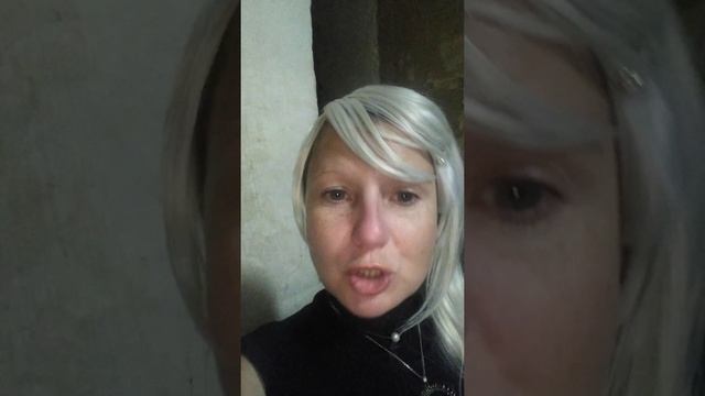 Ирина Курбанова. Я целый год не могу сделать ремонт в квартире, наци просто не отдают мне зарплату. смотреть онлайн