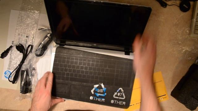 Unboxing of the HP Envy M6 laptop with Windows 8 смотреть онлайн