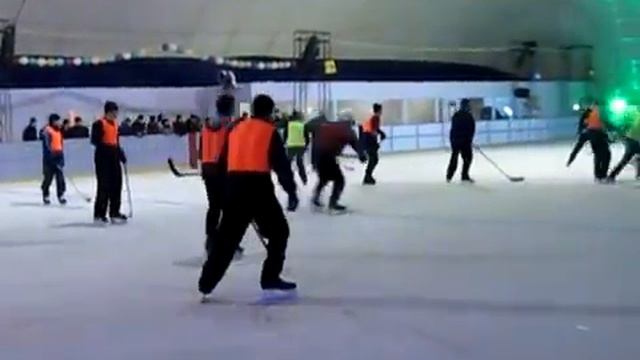 Мастер-класс на открытии катка в Мелитополе смотреть онлайн